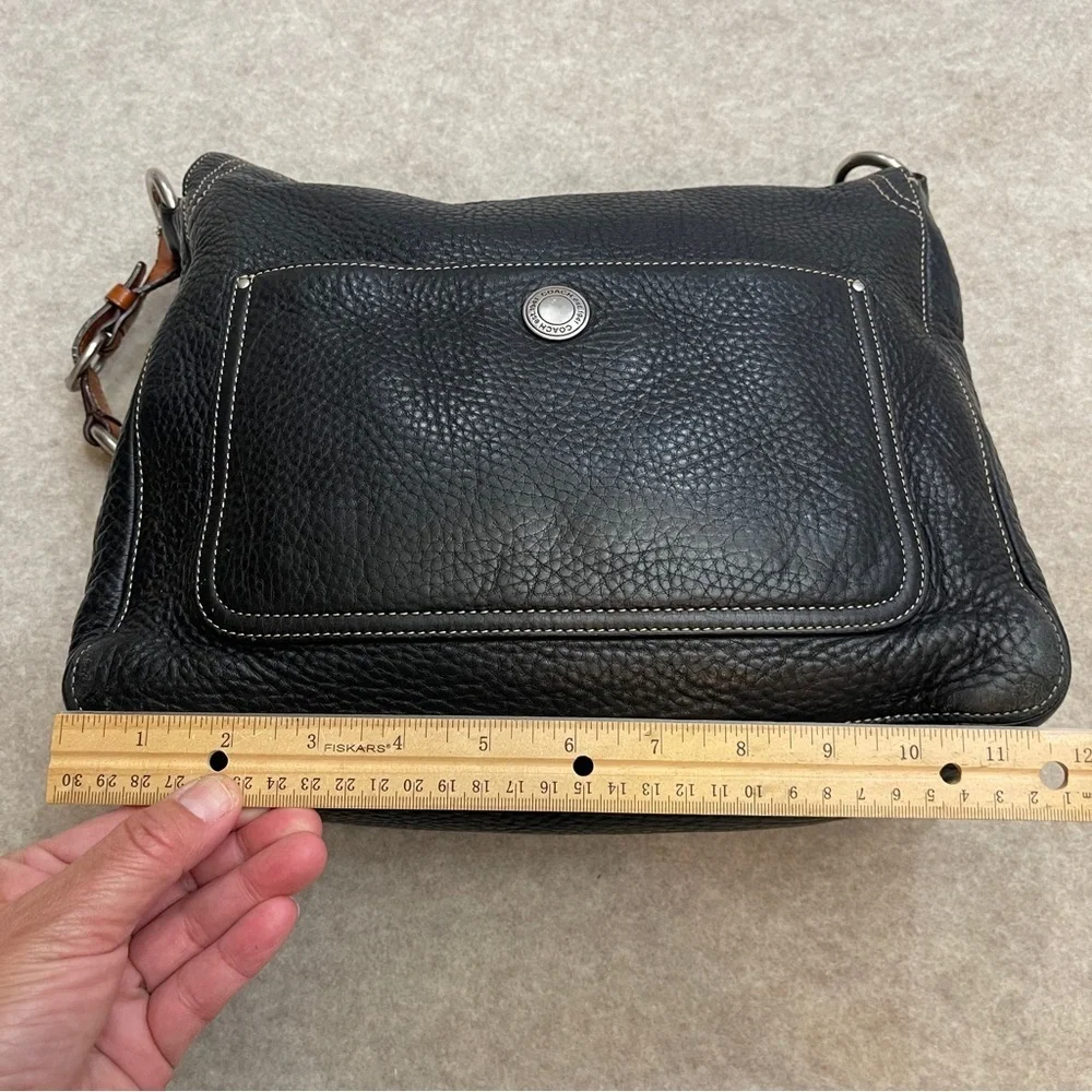 Coach Vintage Y2K Chelsea Turnlock Black Pebbled Leather Hobo Purse Bag w/ Pouch